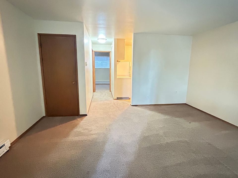 1st image of 4119 11th Ave NE #2002