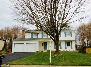 7209 Sterling Grove Dr, Springfield, VA 22150