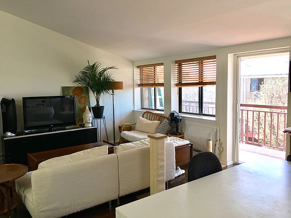 4th image of 25-40 120th St #3