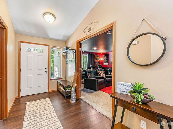 3rd image of 1831 Ginger Place E
