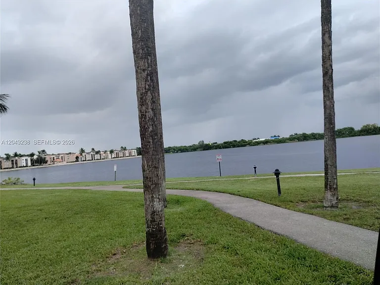 15509 Miami Lakeway N #102 — Photo 5