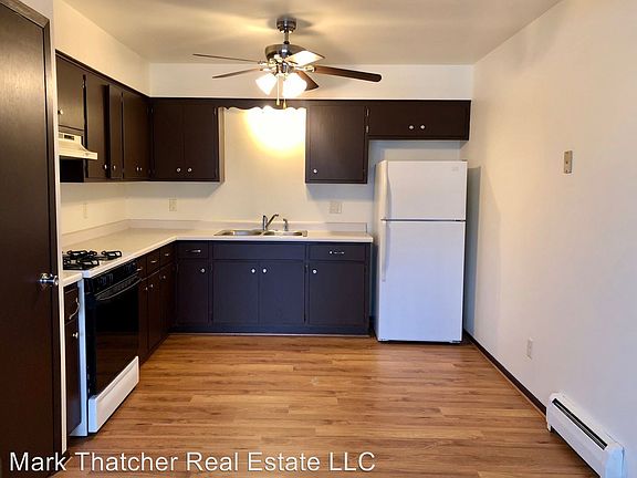 3rd image of 1310 E Kilbourn Ave APT 1
