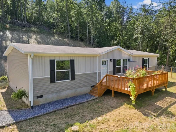 1001 Fisher Ln, Marshall, NC 28753