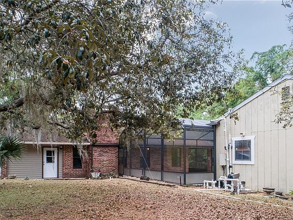 4th image of 10731 Claire Dr