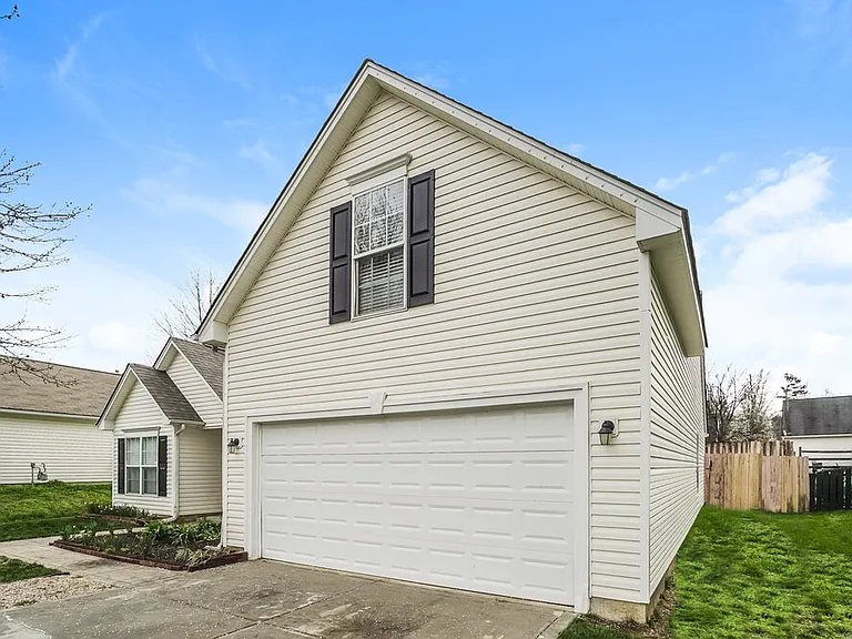 8232 Fox Swamp Rd — Photo 4