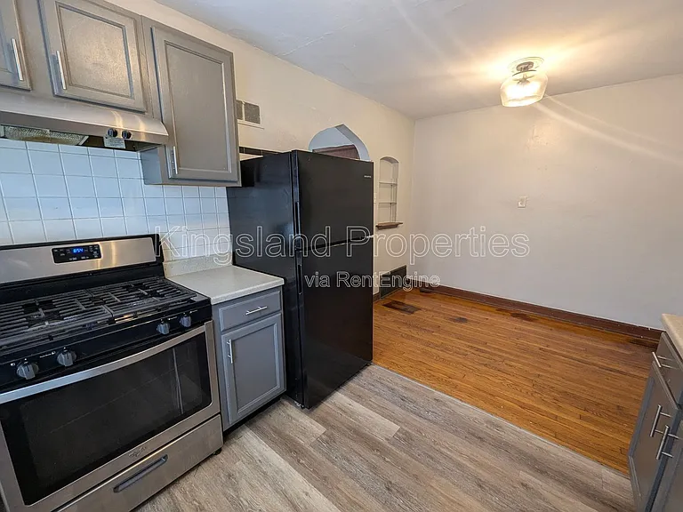 3910 Chippewa St #1F — Photo 7