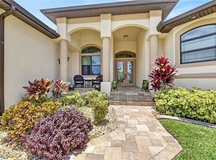 5346 Malaluka Ct, Cape Coral, FL 33904