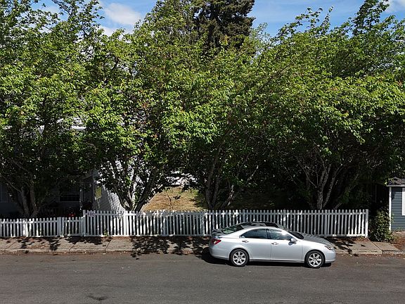 5th image of 120 S Main Ave
