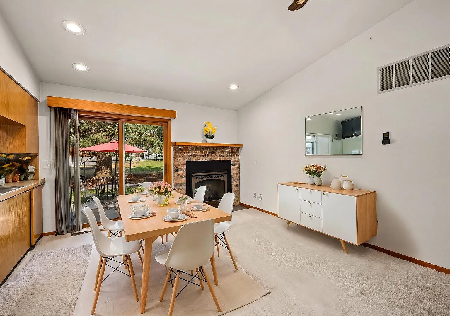 Spacious 4-Bedroom Home with Fenced Yard & Boat Parking in Hayden — Photo 4