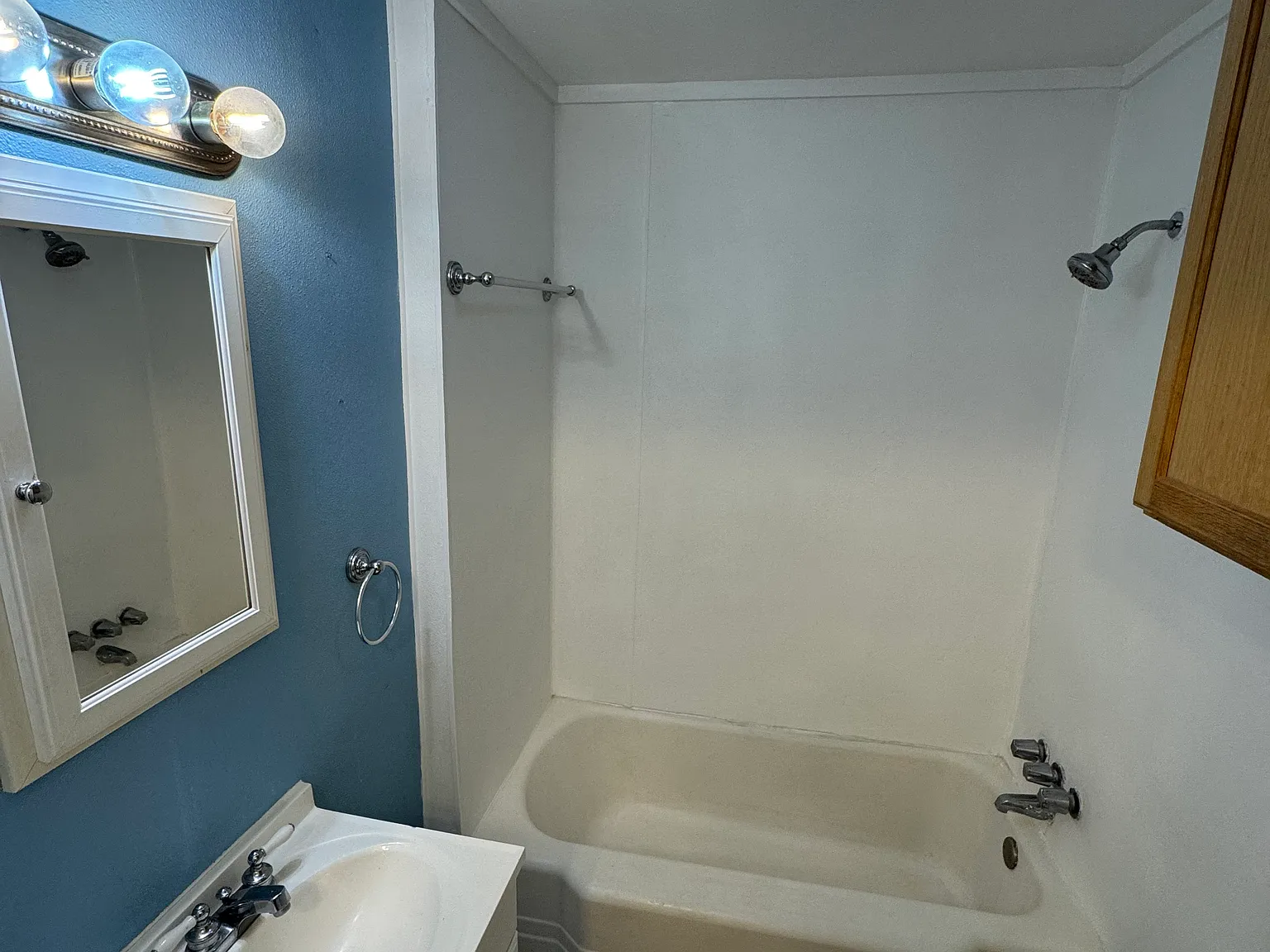 2 bed, 835 sqft, $1,275 — Photo 3
