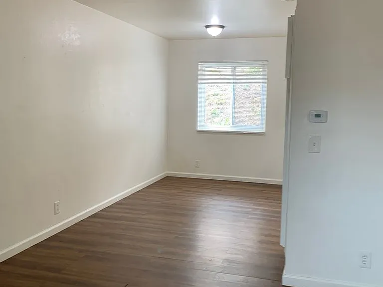 2835 David Ave — Photo 14