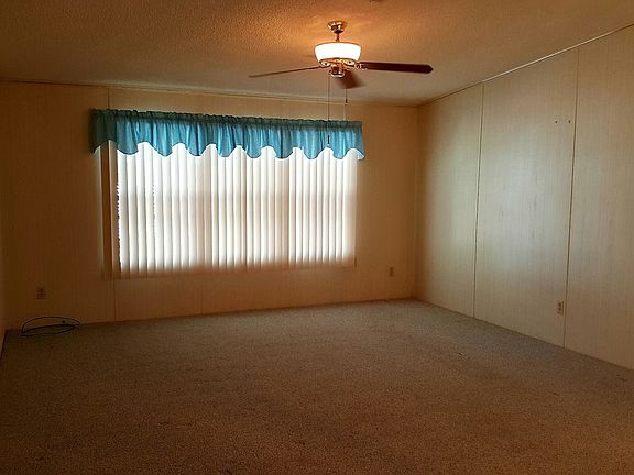 4th image of 828 Citrus Tree Dr