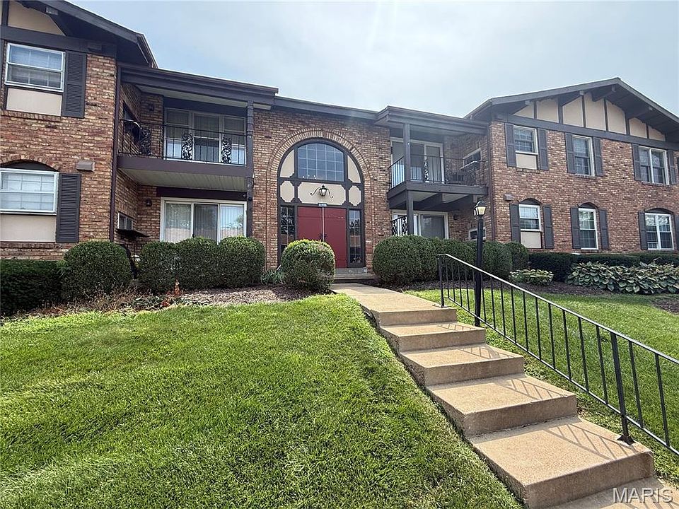 1st image of 11999 Villa Dorado Dr APT E