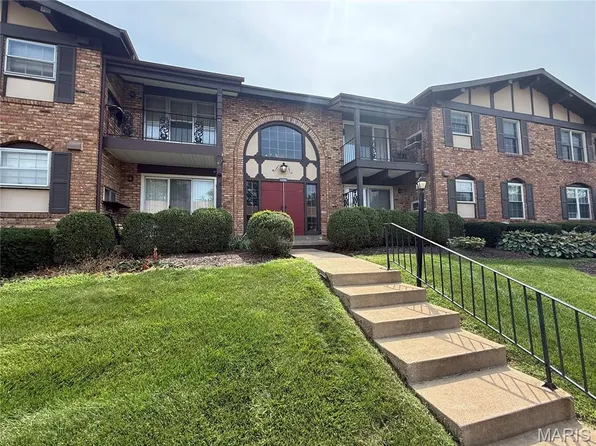 11999 Villa Dorado Dr APT E, Saint Louis, MO 63146