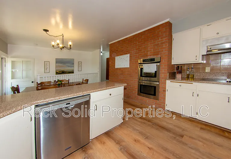 5512 Frederick Dr — Photo 11