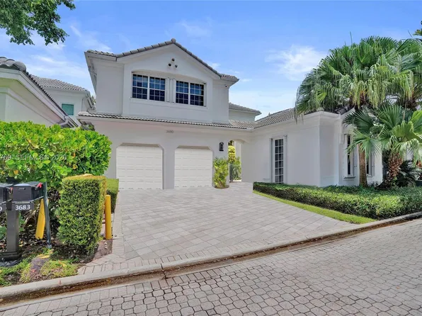 3690 NE 199th St, Aventura, FL 33180