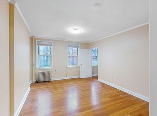 220 W 16th St APT 31, New York, NY 10011