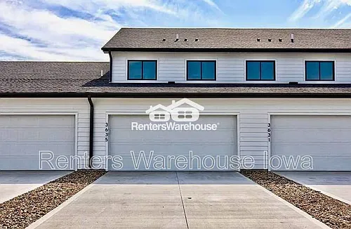3622 NE Kara Ln Photo 1