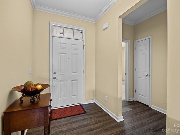 3rd image of 2015 Vermount Way