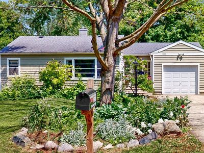 1608 Pleasant Ave, McHenry, IL, 60050