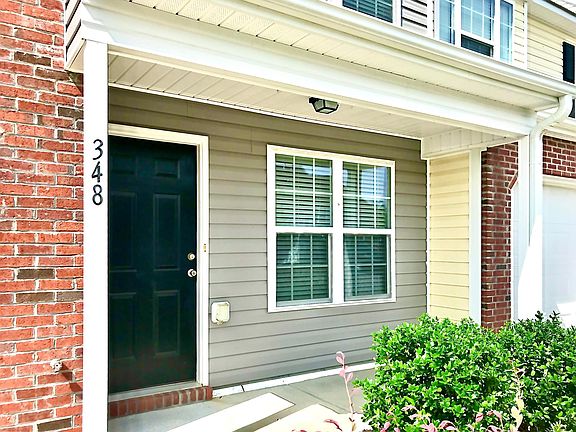 5th image of 348 Robyns Glen Cir