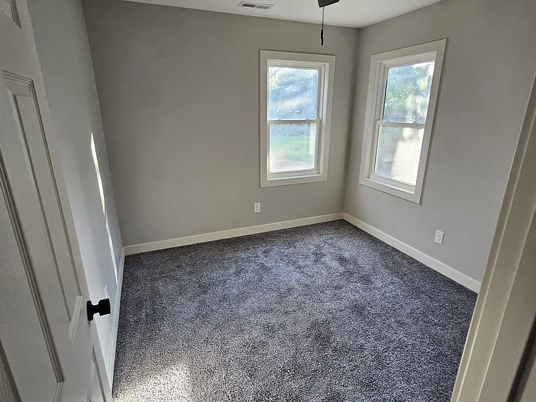 4515 S Cherry Ave — Photo 3