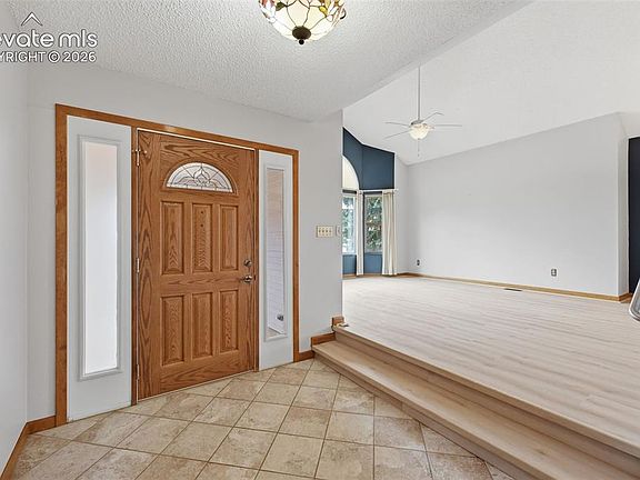 5th image of 450 Picasso Ct