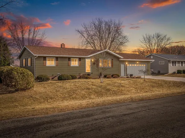 W8408 Woodview DRIVE, Onalaska, WI 54650