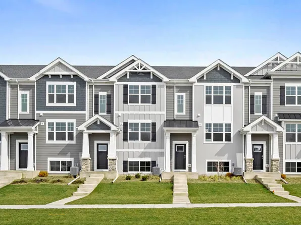 8764 Clover Ln, Saint John, IN 46373