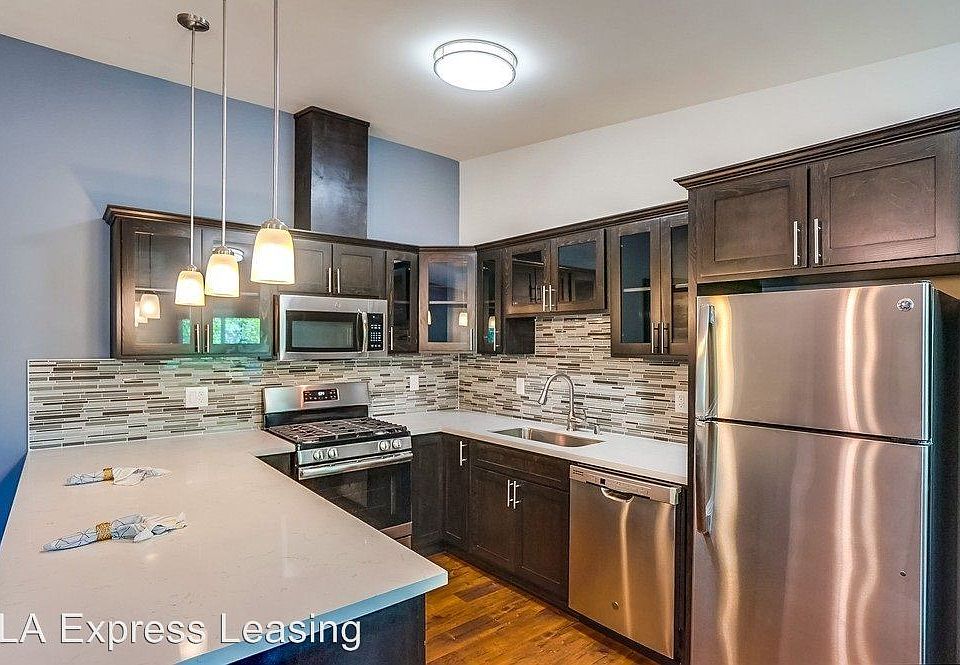 1st image of 3105 W 27th St APT 26