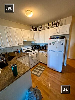 2nd image of 316 Saint Paul St #3A