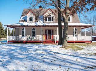 64 Schoolhouse Rd, Pittstown, NJ 08867