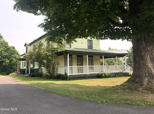 2634 Center Rd, Moriah, NY 12960