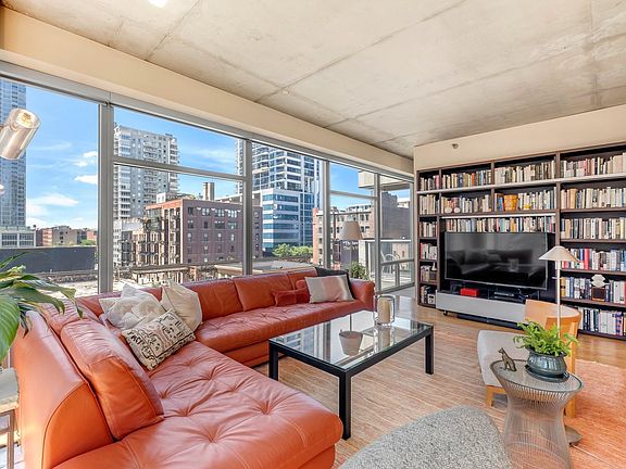 3rd image of 201 W Grand Ave APT 503