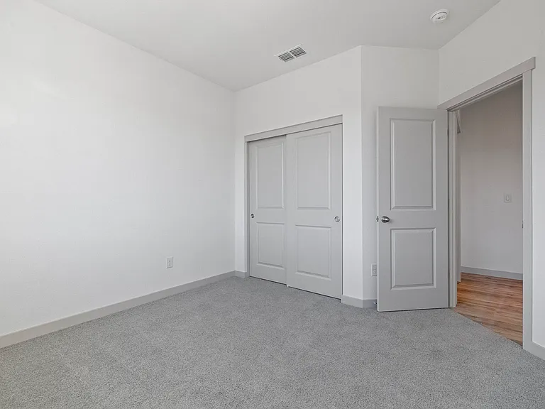 86 Cottage Ct — Photo 12
