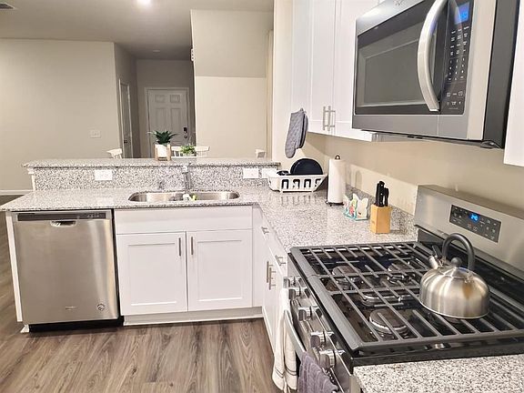 5th image of 11607 Braemar Village Dr