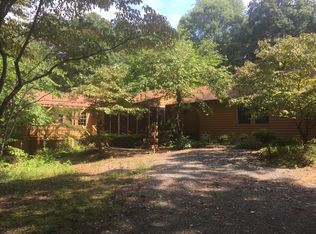 382 Rolling Rd S, Scottsville, VA 24590