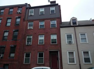 208 Endicott St, Boston, MA 02113