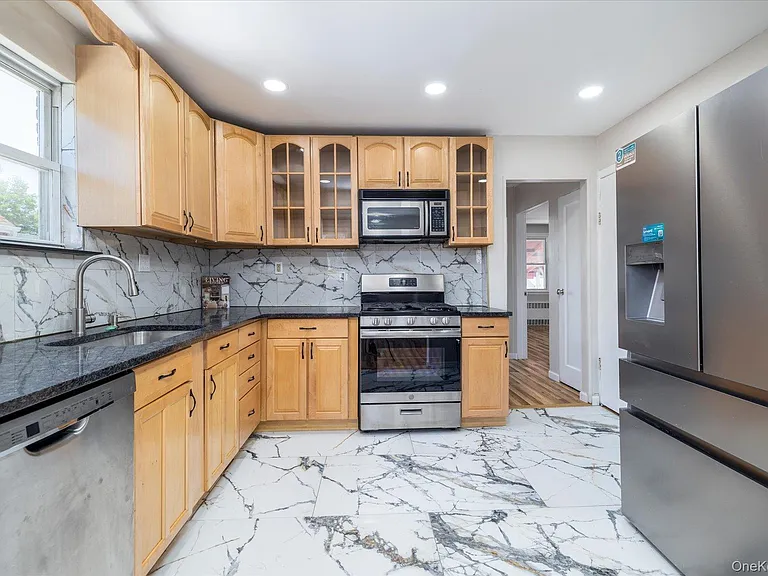 191 Raff Ave — Photo 13