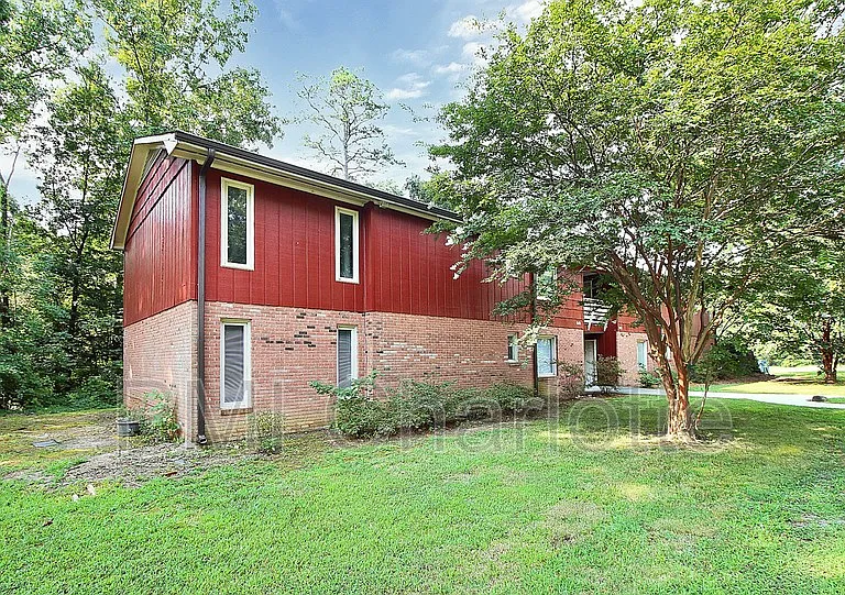 4722 State Highway 73 E — Photo 2