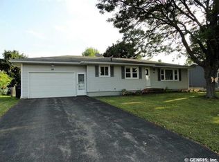 65 Valencia Dr, Rochester, NY 14606