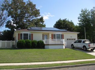 18 High Ridge Rd, Little Egg Harbor, NJ 08087