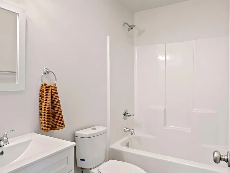 7225 Howard Bennett Way — Photo 9