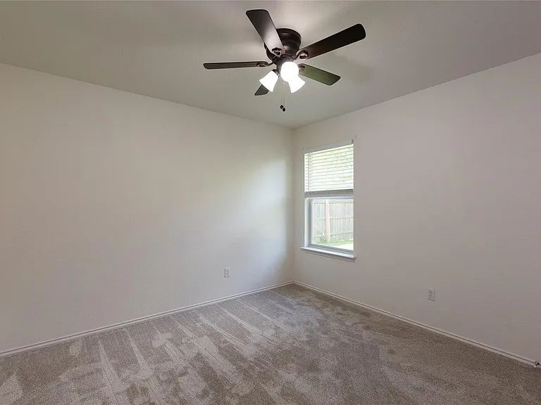 2571A Georgian Dr — Photo 24