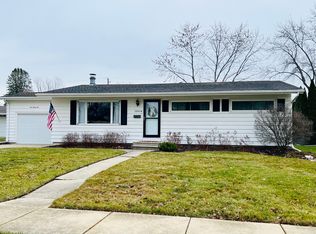 1091 Westview Dr, Rochelle, IL 61068