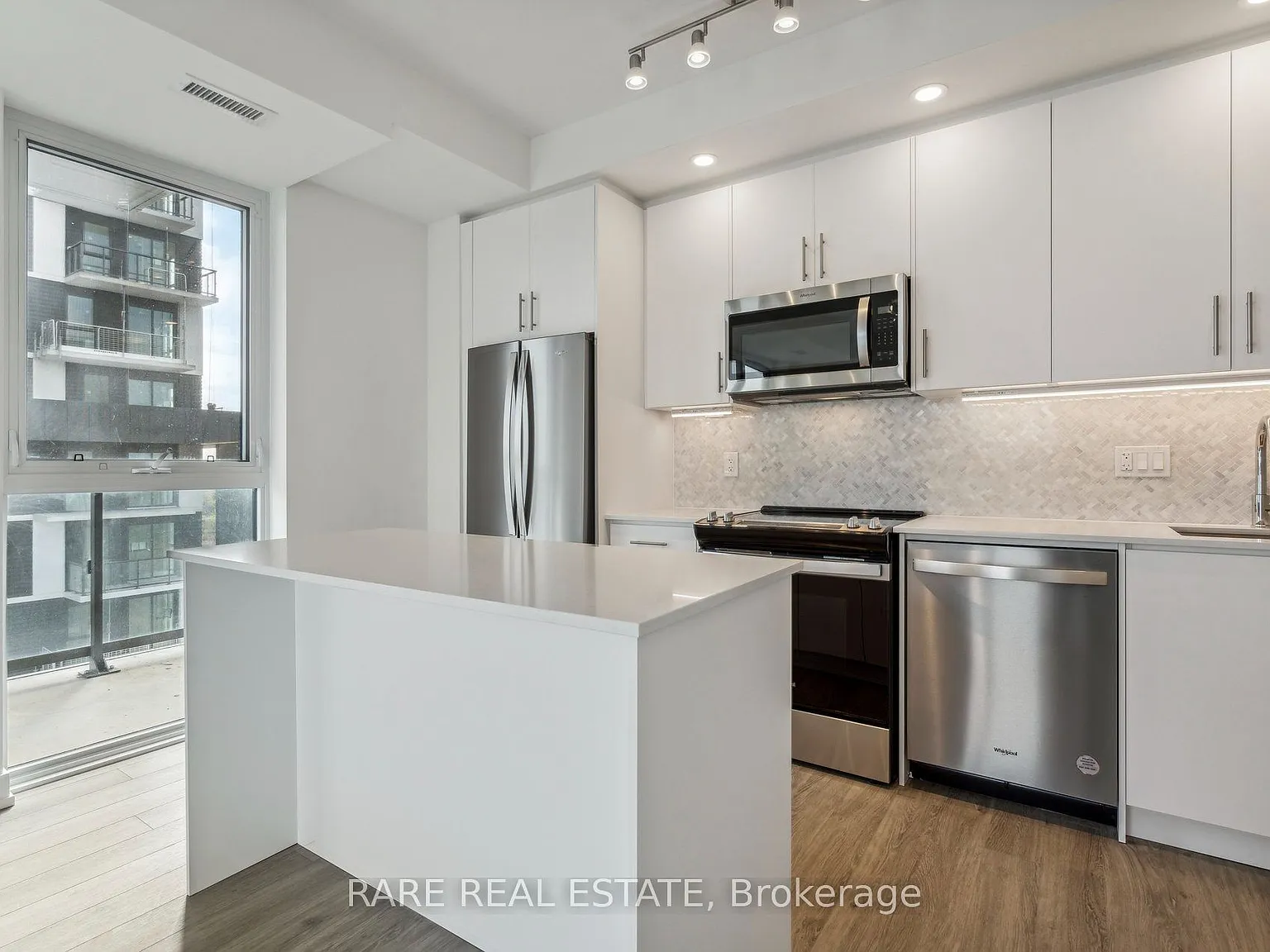 2 bed, $2,800 — Photo 4