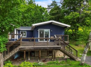 1004A Almond Ln, Central Frontenac, ON K0H1B0