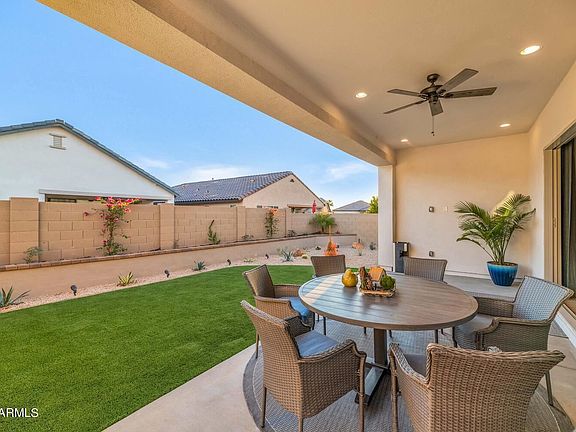3rd image of 10743 W Sierra Pinta Dr