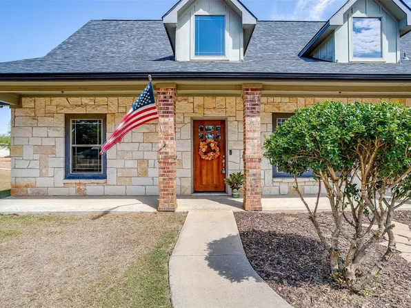 799 Highland Rd, Springtown, TX 76082