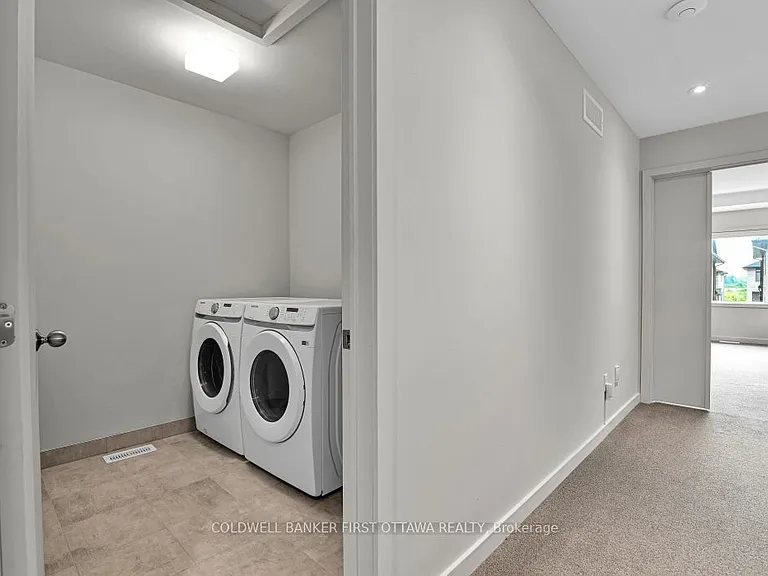 1035 Eider St — Photo 21